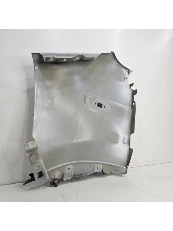Paralama Lado Direito Renault Master 2.5 2005 Até 2011 2012.