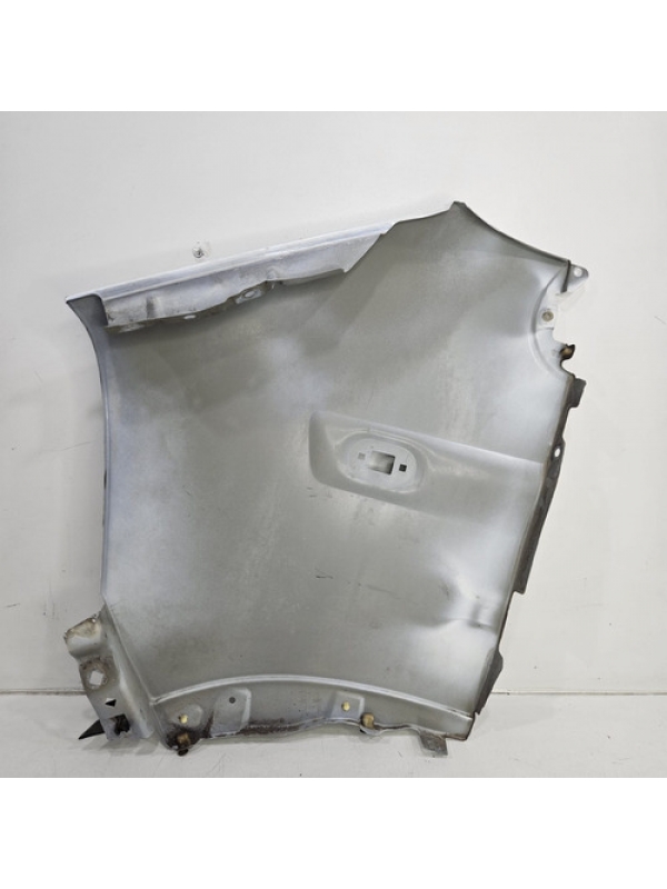 Paralama Lado Direito Renault Master 2.5 2005 Até 2011 2012.