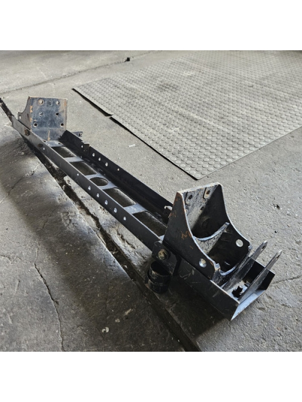 Travessa Frontal Chassi Alma Parachoque Mb Accelo 915 2020.