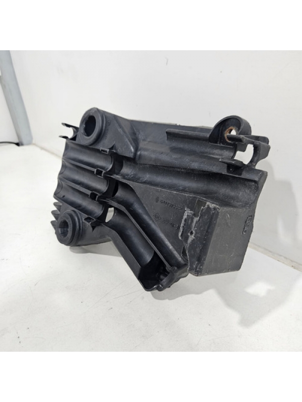 Suporte Fixação Do Filtro Ar Renault Master 2.5 2005 À 2013.