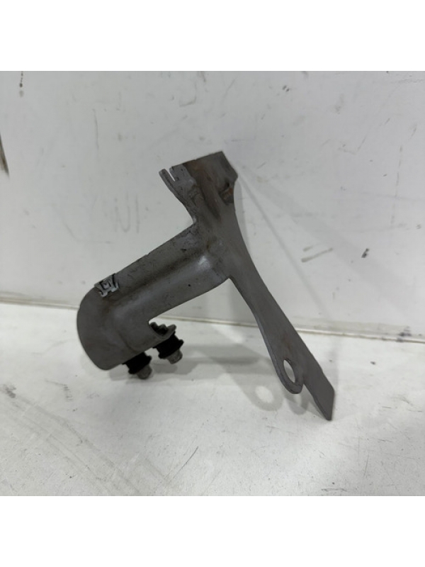 Suporte Válvula Arrefecimento Mb Sprinter 417 517 2023 À 025