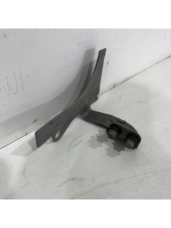 Suporte Válvula Arrefecimento Mb Sprinter 417 517 2023 À 025