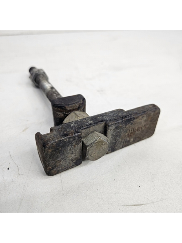 Parafuso De Regulagem Barra Torção Hyundai Hr 2006 Até 2012.