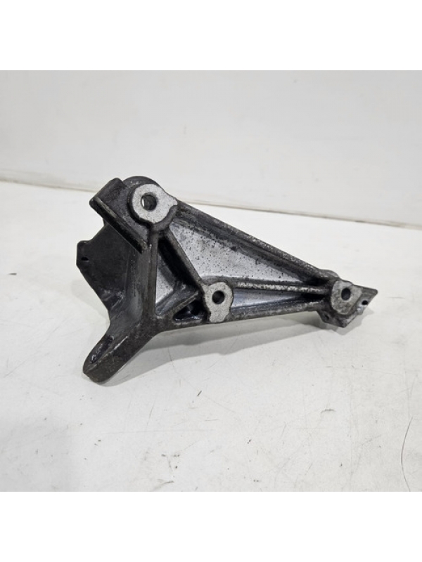 Suporte Esquerdo Do Motor Mb Sprinter 417 517 2.0 2023 2024