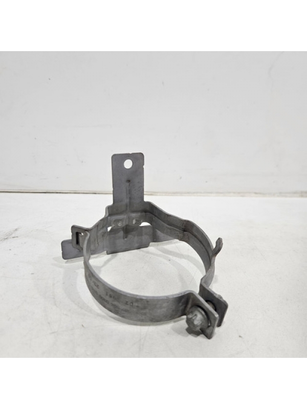 Abraçadeira Da Bomba Água Mercedes Sprinter 311 313 415 515.