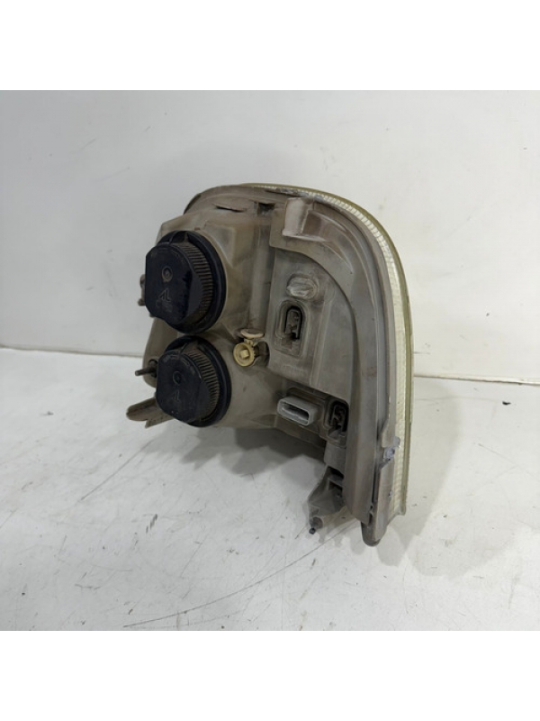 Farol Lado Direito Renault Master 2.5 2005 2006 2007 À 2012.