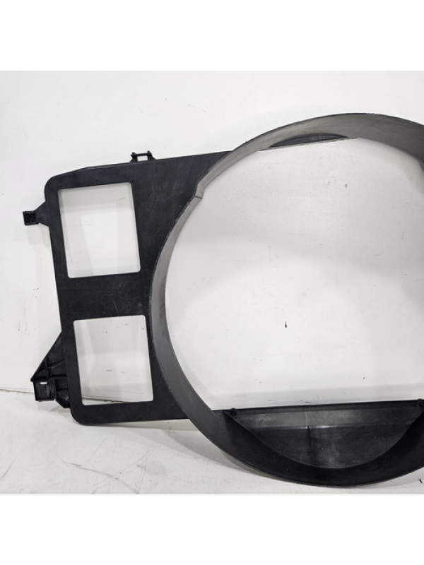 Defletor Do Radiador Ford Transit 2.4 2008 2009 À 2010 2011.