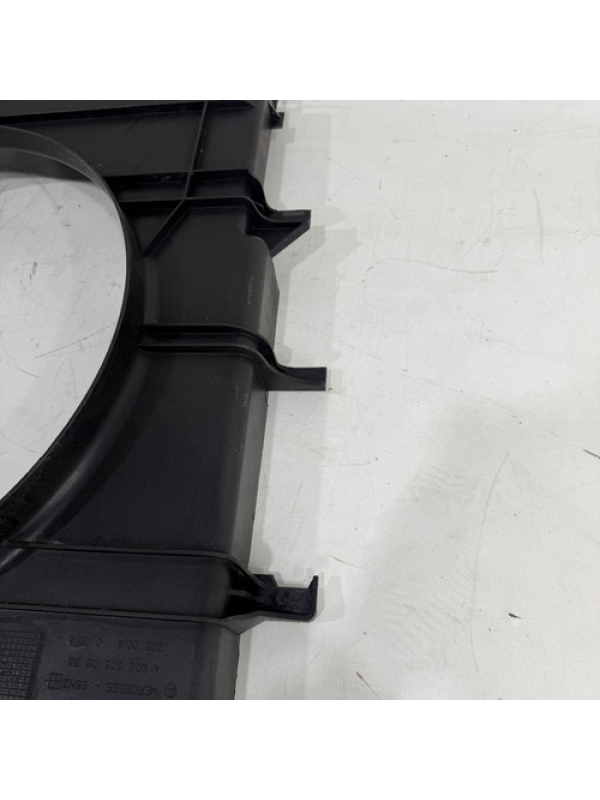 Defletor Do Radiador Mb Sprinter 415 515 416 516 2013 À 2023