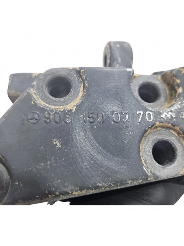 Suporte Do Alternador Mercedes-benz 1215 915c Axor 906 Om904