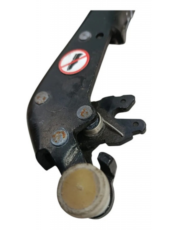 Dobradiça Roldana Inferior Porta Lateral Ford Transit 2024.