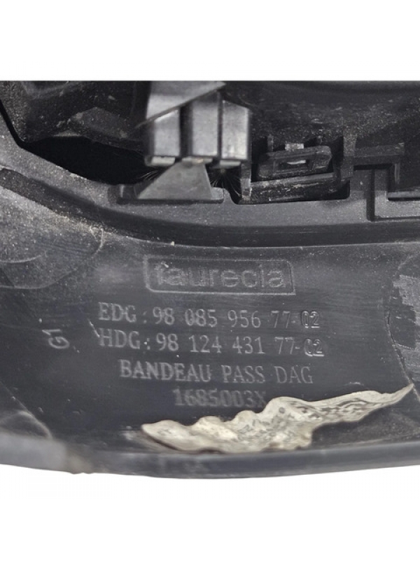 Difusor De Ar Lado Direito Citroen Jumpy Expert 9808595677