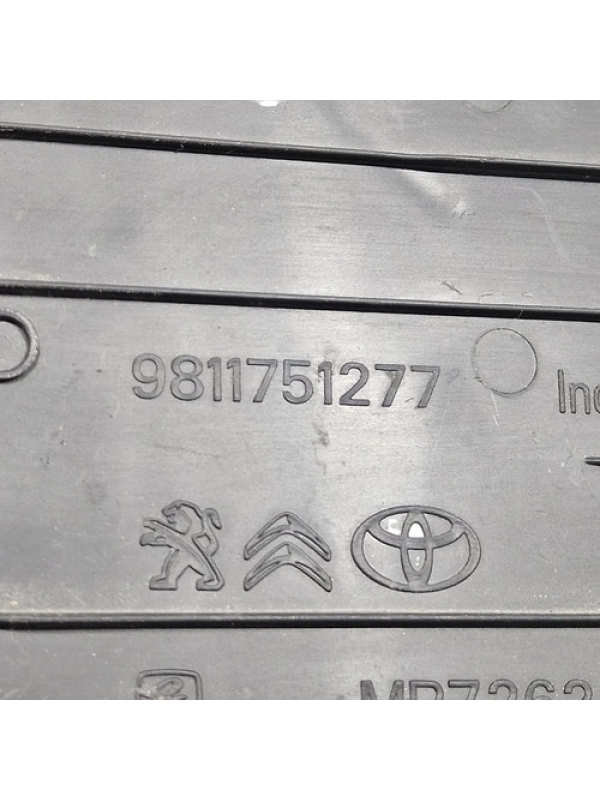 Acabamento Moldura Alavanca Freio Peugeot Expert Jumpy 2024.