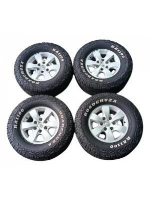 Jogo De Roda C/ Pneu Toyota Hilux Sw4 2013 2014 2015 Aro 16. Prateado