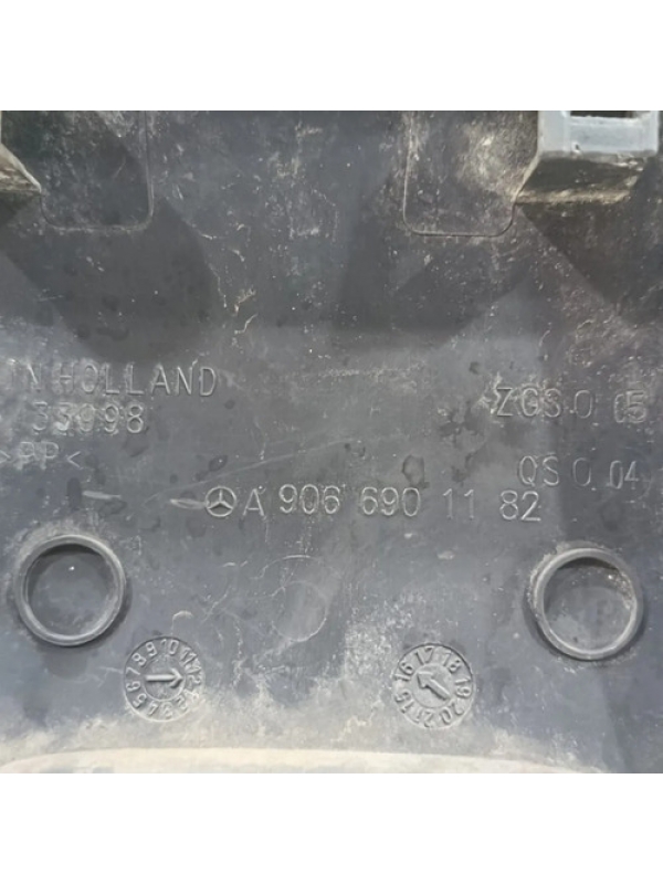Friso Lateral Coluna Mb Sprinter 415 515 2013 2014 15 À 2019 Preto