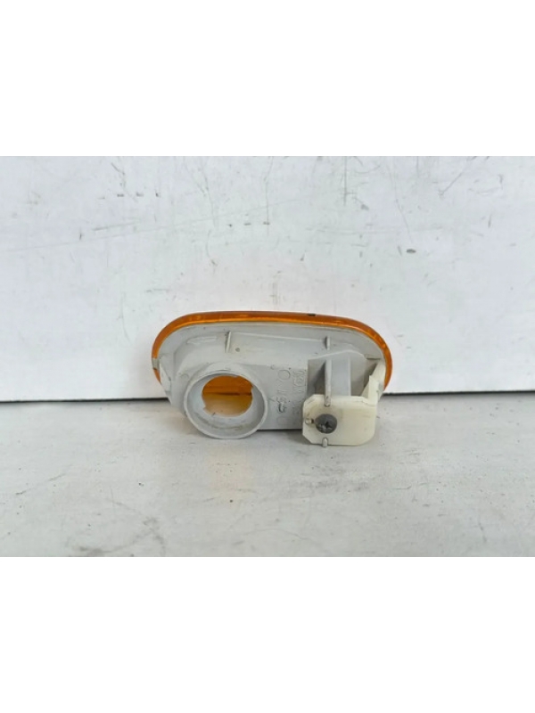 Pisca Paralama Mitsubishi L200 2002 2003 À 2016 V638 Âmbar. Laranja
