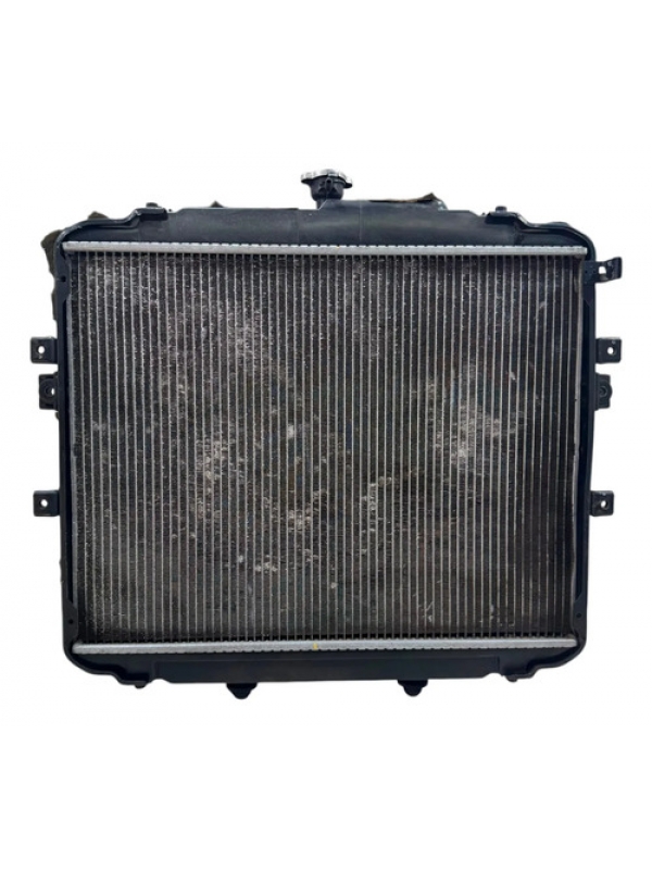 Radiador De Água  Com Defletor Hyundai Hr 2.5 2013 À 2022