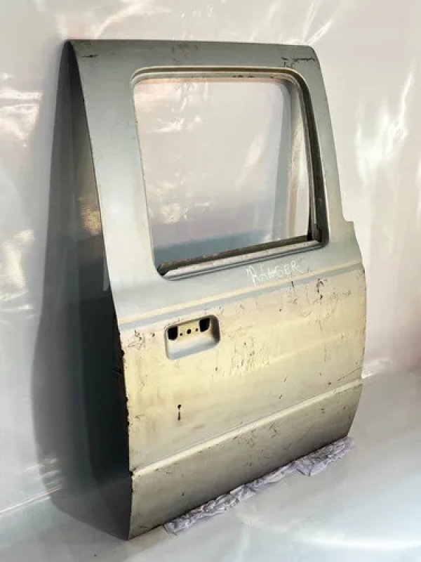 Porta Traseira Lado Direito Ford Ranger 1999 2000 01 À 2003. Dianteira Direita Prateado