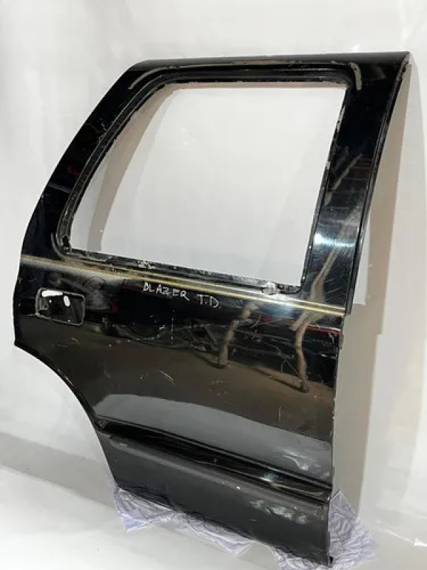 Porta Traseira Lado Direito Chevrolet Gm Blazer 1996 1997 Traseira Direito Preto